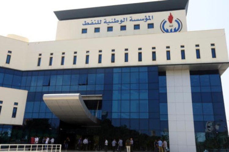 Shutdown of Libya oil sites spreads to second terminal