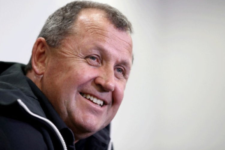 Under-pressure Foster expects to remain All Blacks coach