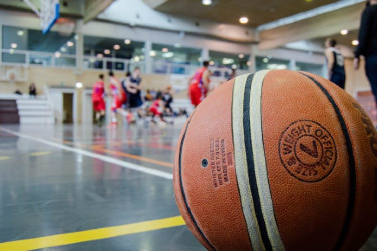 Mali players fight each other at basketball World Cup