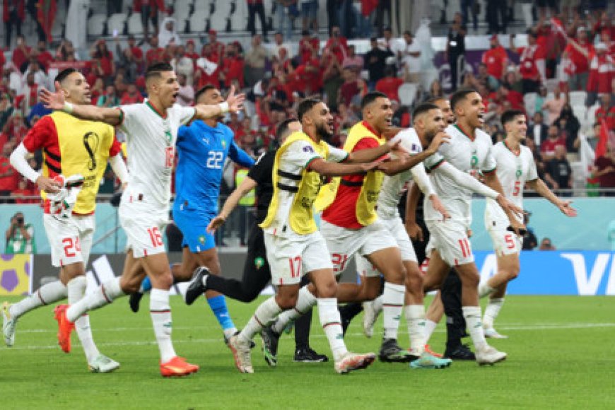 Morocco roar past Canada into World Cup last 16
